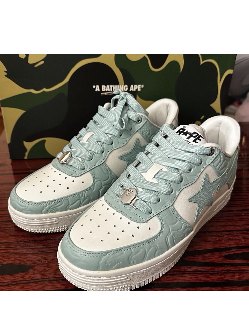 A Bathing Ape Bape Sta Low Top Sneakers In Turquoise And White